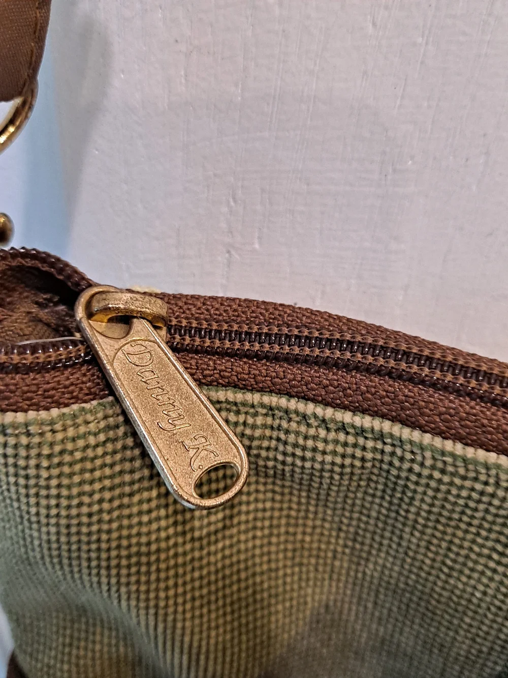 DANNY K. Cream Canvas Crossbody Green & Blue Embroidered Abstract Swirl Accents